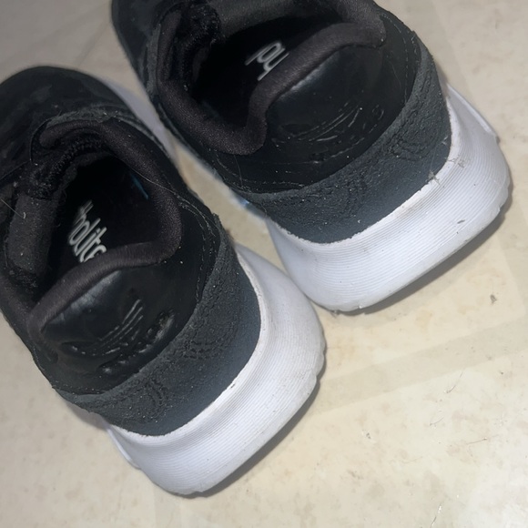 2  Pairs of Sneakers Toddler - Picture 3 of 13